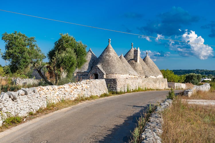 Traditionele stenen huisjes in Zuid-Puglia
