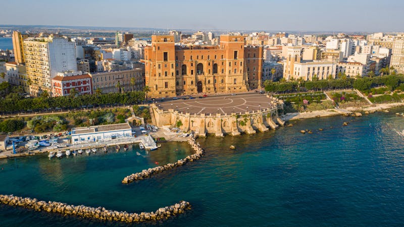 Historisch overheidsgebouw in Taranto
